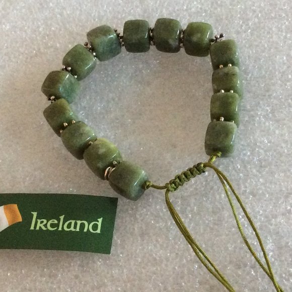 925 Silver  Spacers  & Connemara Marble Cubes Adjustable Bracelet - Picture 2 of 2